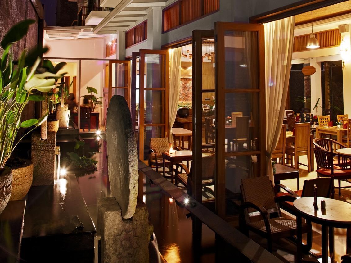 Villa Damar Boutique Hotel Бандунг Екстериор снимка