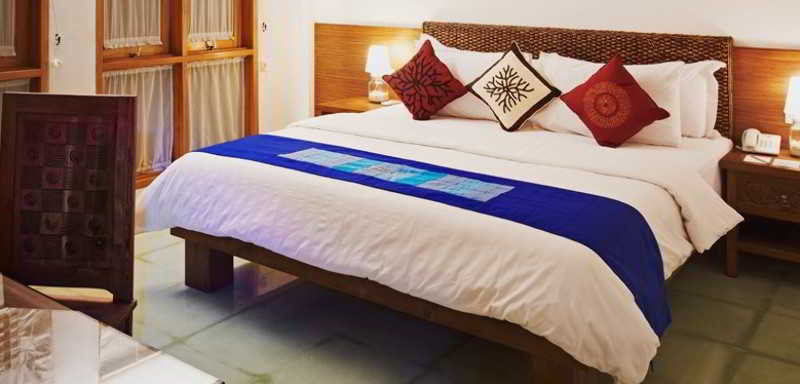 Villa Damar Boutique Hotel Бандунг Екстериор снимка
