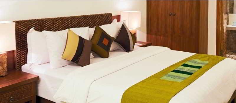 Villa Damar Boutique Hotel Бандунг Екстериор снимка