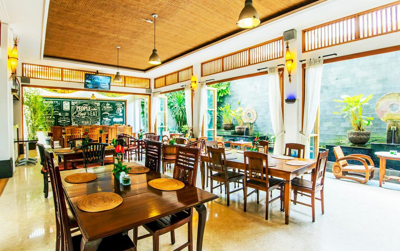 Villa Damar Boutique Hotel Бандунг Екстериор снимка