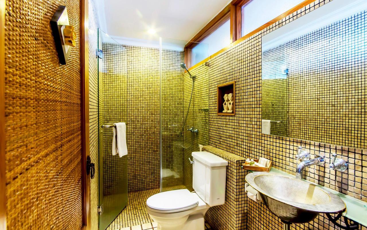 Villa Damar Boutique Hotel Бандунг Екстериор снимка